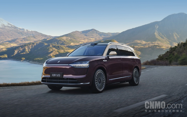 赛力斯问界汽车