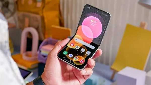 外媒称三星Z Flip 6将带来六大升级:电池“猛增”90mAh
