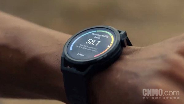 华为“Runner”系列专业跑表回归 携手运动员基普乔格