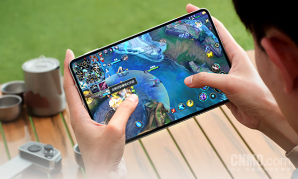 红魔电竞平板3 Pro氘锋透明银翼16GB+512GB正式开售