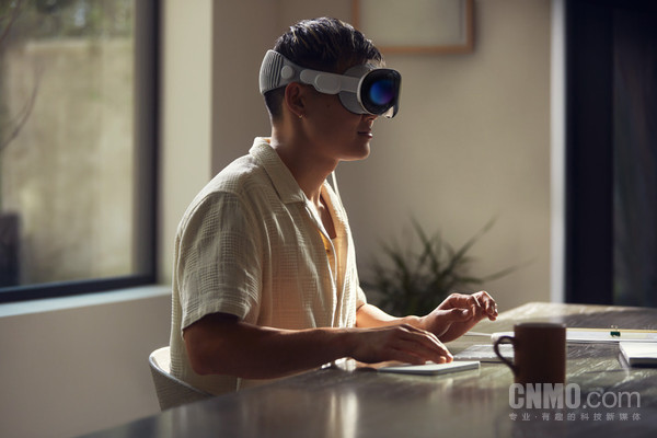 朱海舟：Vision Pro看VR成人内容的体验比其他产品更好