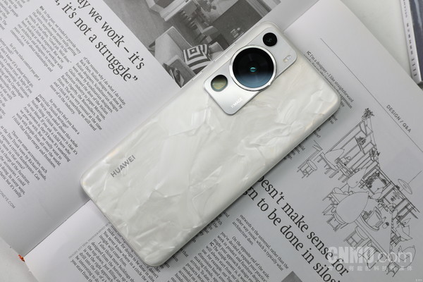 华为历史上最成功的机型！这些手机上榜 有你的吗？