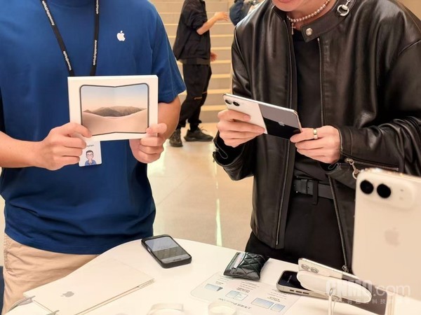 全国Apple Store均可现场办eSIM 三大运营商驻店协助