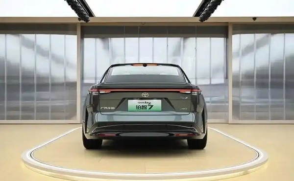 广汽丰田铂智7将于11月21日发布 配备华为鸿蒙座舱