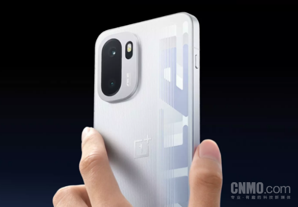 一加Ace 6T跑分公布 超356万分！搭载骁龙8 Gen5