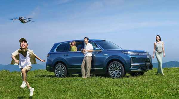 吉利银河M9 VS奇瑞风云T11 国产大六座SUV你选谁？