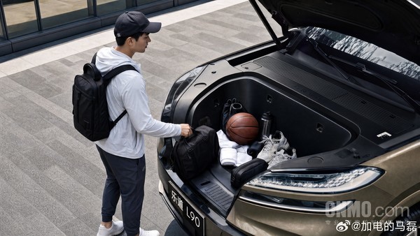 乐道马磊回应蔚来ES8前备舱调研：够大够好用的前备舱已成刚需