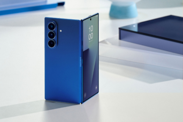 疑似三星全新折叠屏手机曝光！型号“H8” 或为全新形态