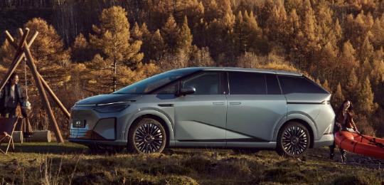 2026款小鹏X9纯电版