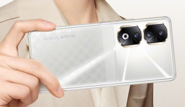 2亿像素写真相机加持！荣耀90系列发布 2499元起