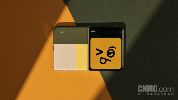 年底送礼好犯难？华为Pura X：阔感体验+鸿蒙 6 成朋友圈点赞收割机