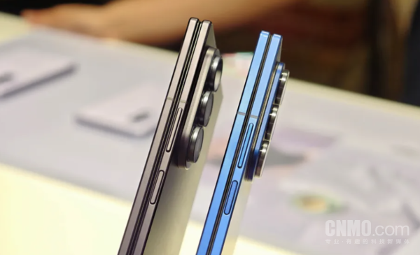 三星Z Fold 8 Ultra对比Z Fold 7