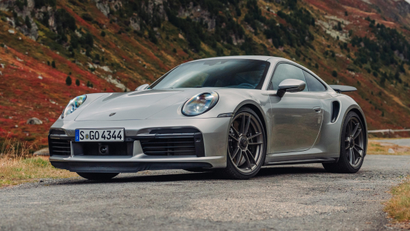 新保时捷911 Turbo测试车曝光 或搭载混动 马力超700匹 - 手机中国 -