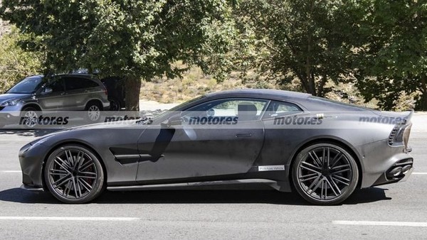 新款阿斯顿·马丁Vanquish S原型车曝光 2027年年中发布