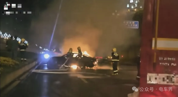 陈震谈小米SU7发生交通事故后起火：以官方通报为准