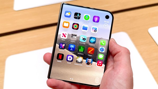 iPhone Duo