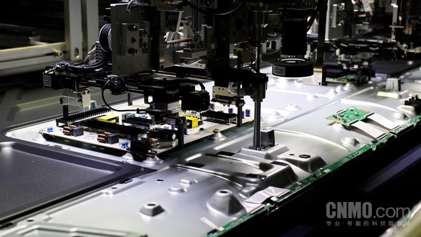 全球唯一！海信电视工厂获评全球电视行业首个“灯塔工厂”