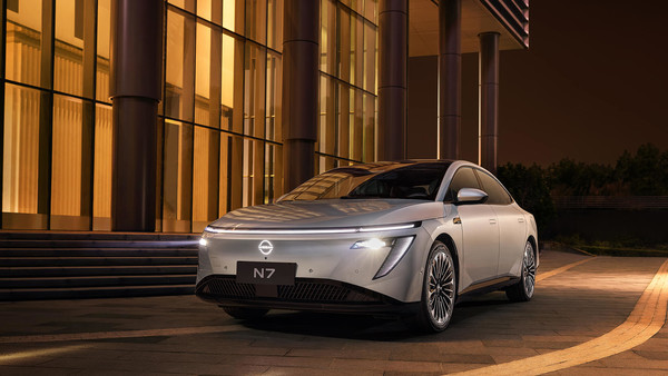 日产N7