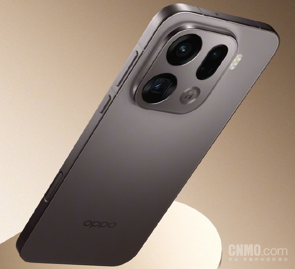 OPPO周意保展示Find X9哈苏影像套装 可兼容iPhone