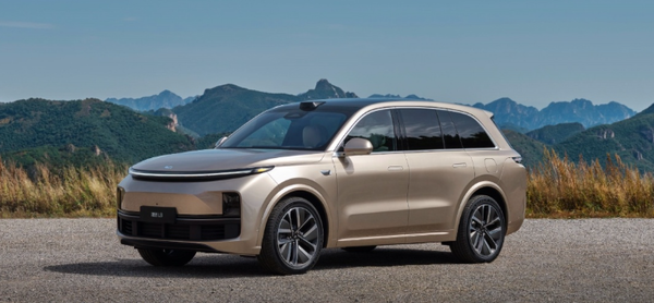 上周理想汽车销量上涨至1.4万 小鹏0.72万 问界0.67万