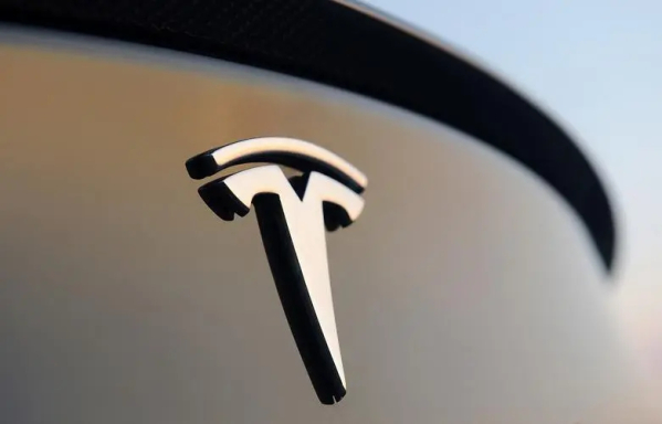 特斯拉霸占2024年上海车型销量前两名 小米SU7第六 - 手机中国 -