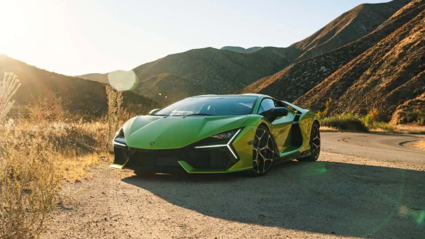 兰博基尼2024年销量再创新高 Urus订单已排到2026年 - 手机中国 -