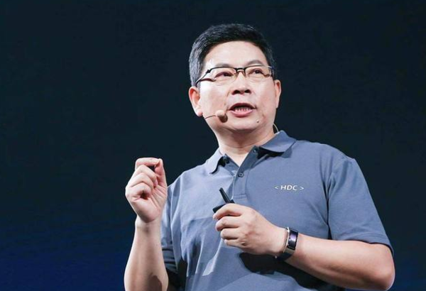 华为常务董事、消费者BG CEO余承东