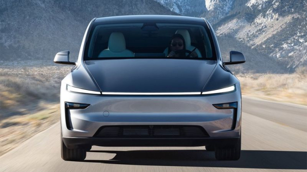 欧洲电动车市场风云：特斯拉销量下滑仍称王 大众紧追