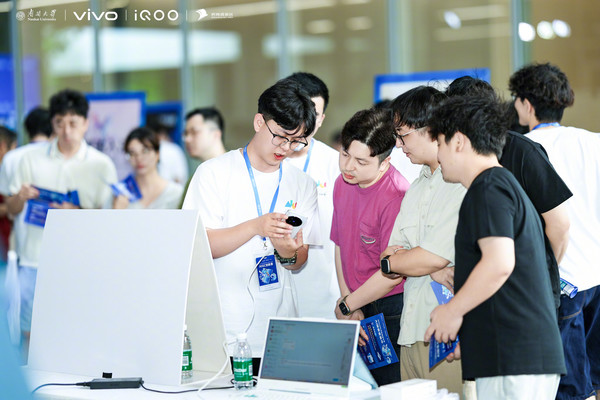 第三届vivo AIGC创新赛收官：共计9880名学生参赛