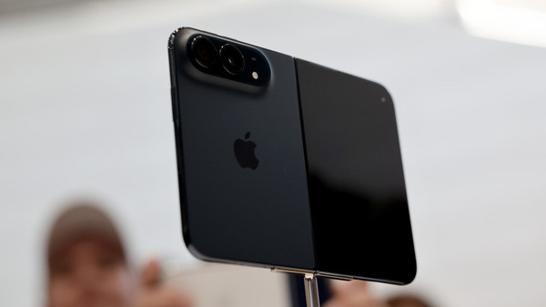 iPhone Duo