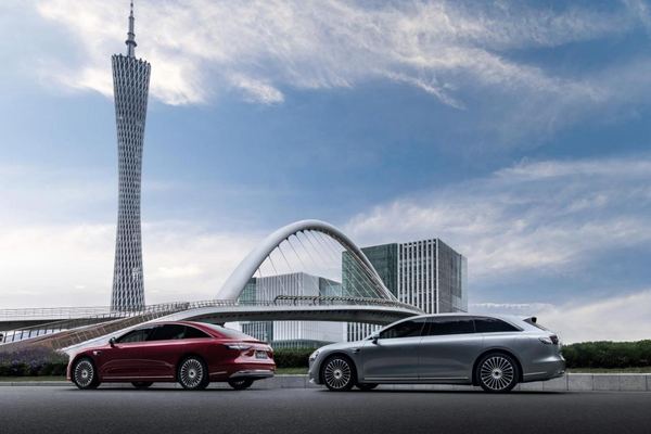 鸿蒙智行享界12月交付目标破万,SBBA时代已至