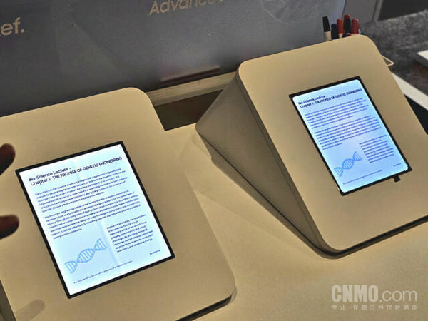 三星Z Fold8或采用新一代折叠OLED面板 折痕大幅改善