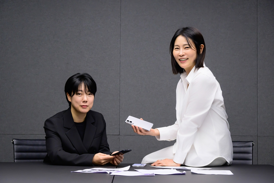 Jiyoung Lee和Hyoungshin Park