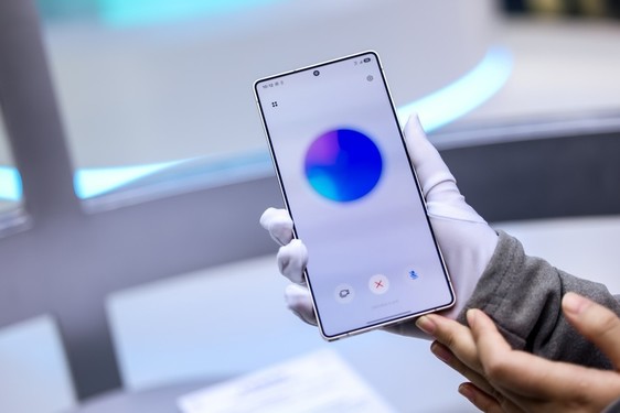 从对话工具到智能伙伴 语聊视界赋能三星Galaxy S25系列交互革新