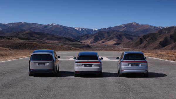 理想首款纯电SUV i8官宣 前脸像MEGA 或上海车展发布